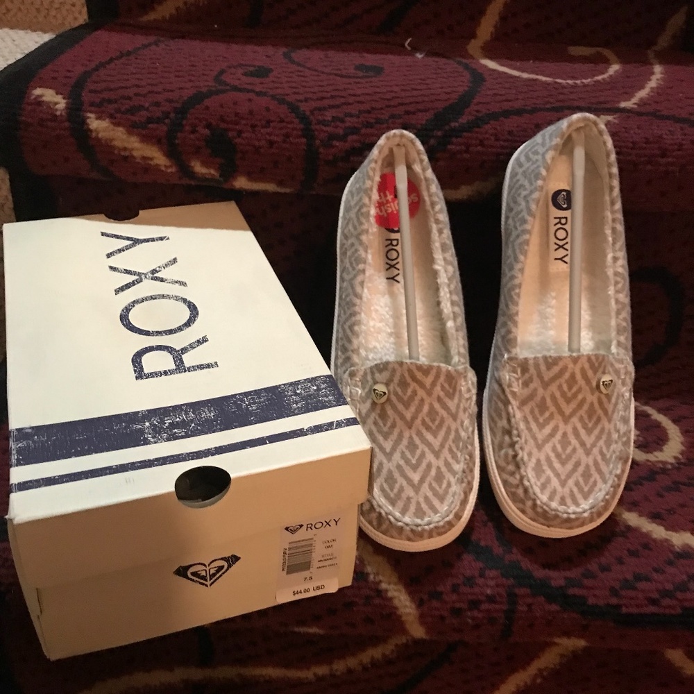 Roxy slip on sneakers